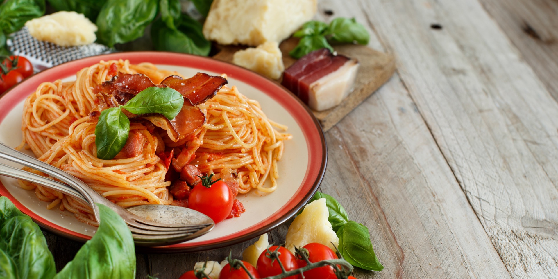 25 typical Italian food - Pasta